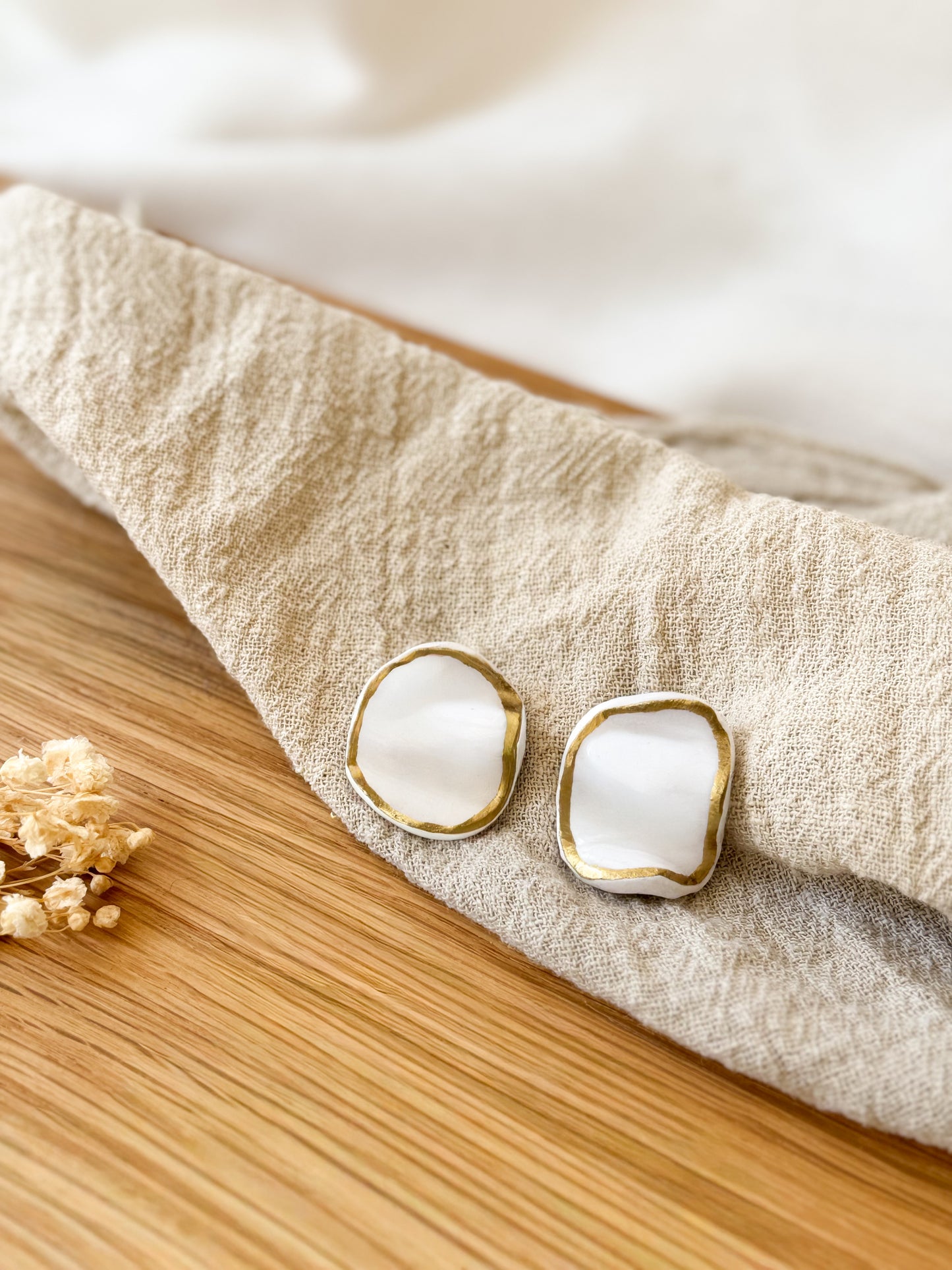 Minimal Gold