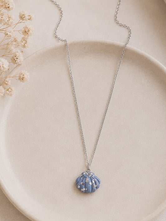 Silver blue shell