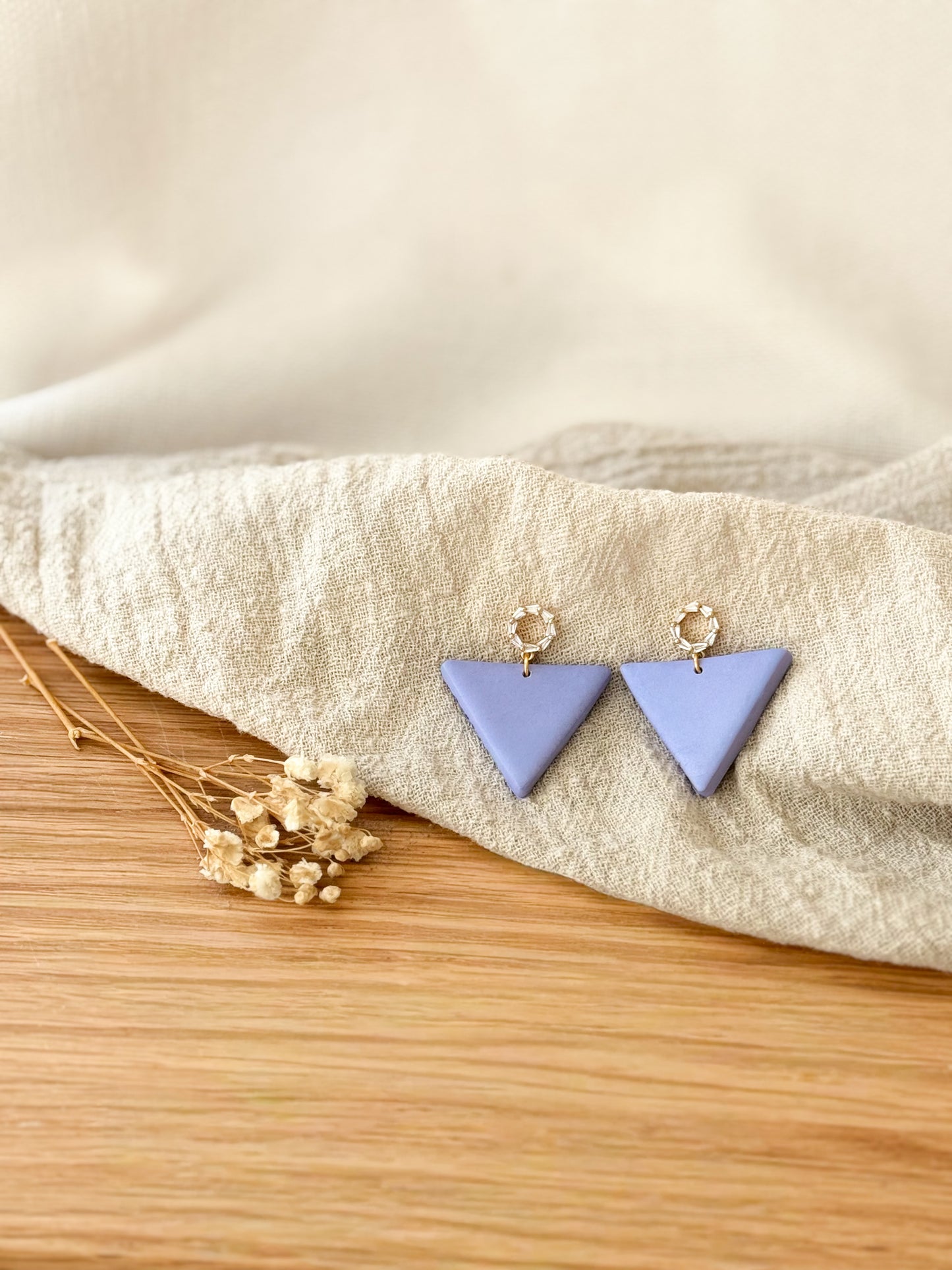 Lila Triangle
